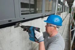 New Bosch 18V borehammer Bore- & Skruemaskiner