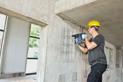 New Bosch 18V borehammer Bore- & Skruemaskiner