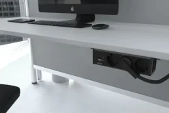 bordstikdåse, 3 stikkontakter, A+C USB-oplader, sort Stikdåser