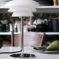 Clearance DL20 bordlampe, krom/opal Bordlamper|Dyberg Larsen