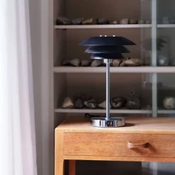 Best DL20 bordlampe, krom/sort Bordlamper|Dyberg Larsen