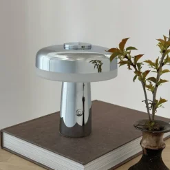New Porter genopladelig bordlampe, Genopladelige Lamper
