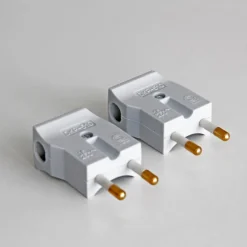 Discount E-line vinkelstikprop, uden jord, Stikpropper