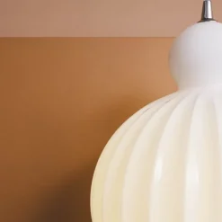New Ball Ball pendel, opal, Ø25 cm Loftlamper