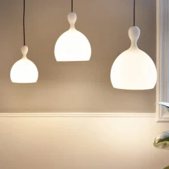 New Dueodde pendel, opal/glas, Ø24 cm Halo Design