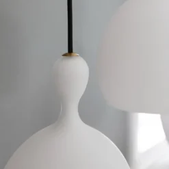 New Dueodde pendel, opal/glas, Ø24 cm Halo Design