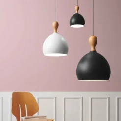 Hot Dueodde pendel, sort/metal, Ø39 cm Halo Design