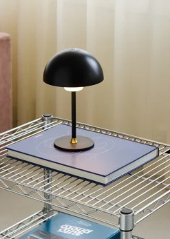 Outlet Moon Portable genopladelig bordlampe, Genopladelige Lamper|Halo Design
