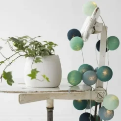 New Cool Mint lyskæde, 35 kugler Lyskæder