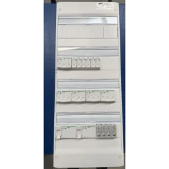Legrand færdigmonteret gruppetavle LE4 3140KG0001 Schneider Electric|Tavler & Skabe