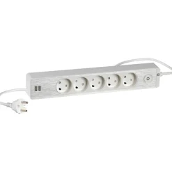 New LK Fuga Design stikdåse 5 udtag, m/ledning + 2 USB, Stikdåser