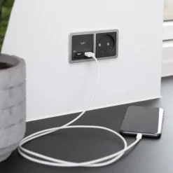 LK Fuga 2xUSB A+C 2,4A, Fuga Stikkontakter|Stikkontakter