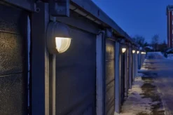 Discount skotlampe, 3000K, halvskærmet, klar aluminium Louis Poulsen