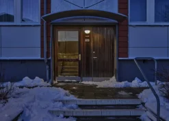 Outlet skotlampe, 4000K, halvskærmet, opal grå Louis Poulsen