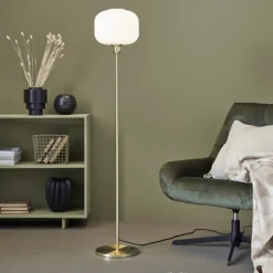Discount Sober gulvlampe Gulvlamper