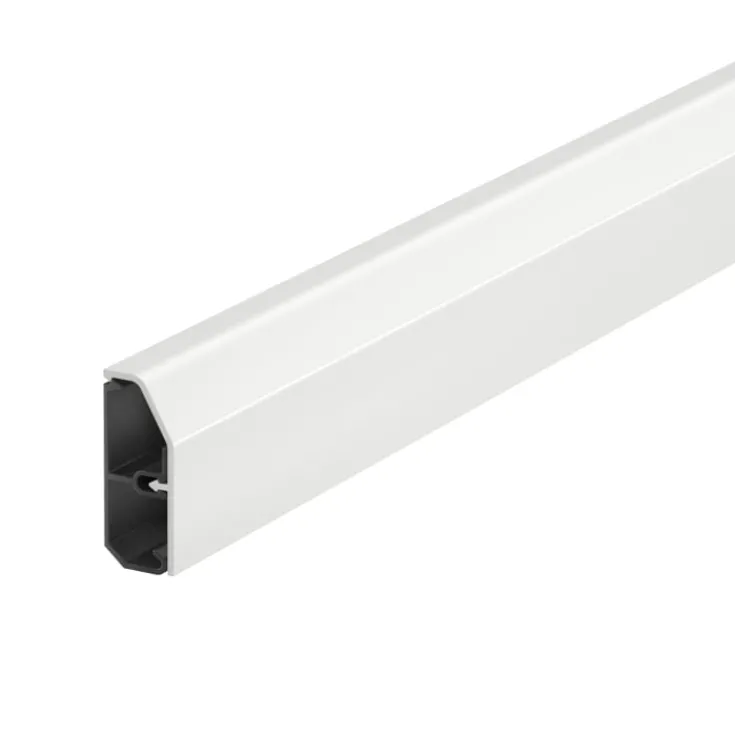 Outlet 2 meter fodpanel, SL 20/70 mm, hvid Kabelkanaler