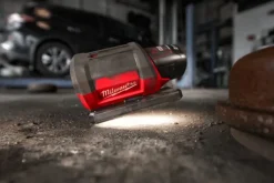 Sale M12 PAL-0 arbejdslampe, 700 lumen Projektører