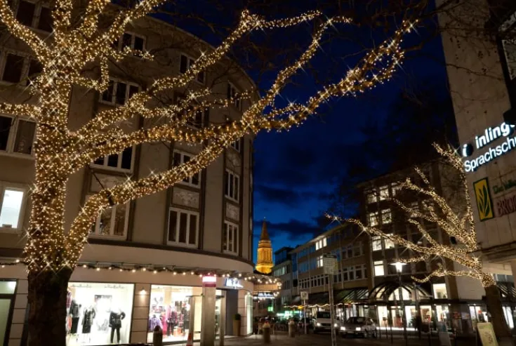 Clearance MK String Lite LED lyskæde , 90 varmhvid, 230V, sort Udendørs Julelys