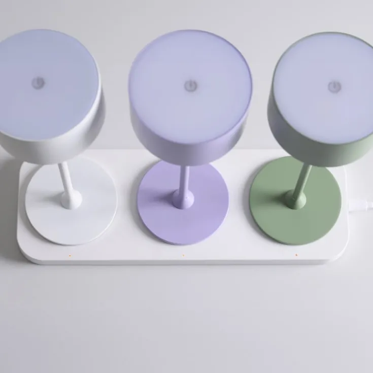 Best ladestation til Bistro genopladelige bordlamper, til 3 lamper, hvid Nielsen Light