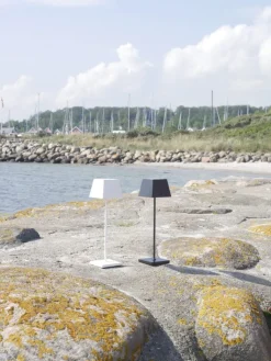 Clearance Conexos genopladelig bordlampe, Udendørs Bordlamper|Udendørs Batterilamper