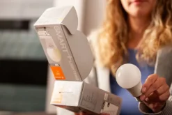 New Smart+ Wifi E27 standardpære, farveskift, 9W, 3-pak Lyskilder