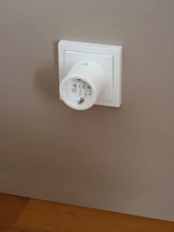 New Smart+ Wifi Matter stikprop med energimåler, hvid Stikpropper