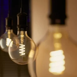 Discount White Ambiance E27 globepære, 2200K-4500K, 7W, Lyskilder|Philips Hue