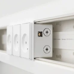 Outlet Signa installationskanal med låg, 70/130 mm, perlehvid Kabelkanaler