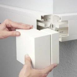 Outlet Signa installationskanal med låg, 70/130 mm, perlehvid Kabelkanaler