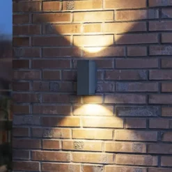 Enola Square udendørs væglampe, Udendørs Væglamper