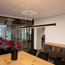 Outlet One Linear langbordspendel, sort, 140 cm Slv