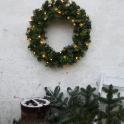 Discount Ottawa julekrans med lys Julekranse & Granguirlander