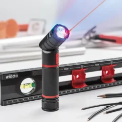 lommelygte med LED, laser og UV-lys Lommelygter